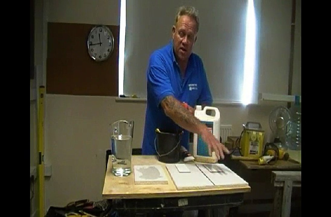 Sealing walls with PVA for ceramic tiling