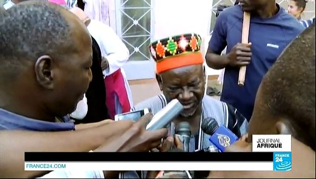 LE JOURNAL DE L'AFRIQUE - Le lieutenant-colonel Zida prend conseil auprès du roi des Mossi