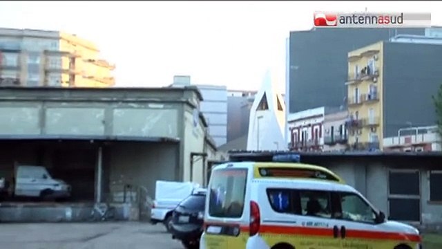 TG 04.11.14 Migranti Santa Chiara nella sede della ex Set al quartiere Libertà