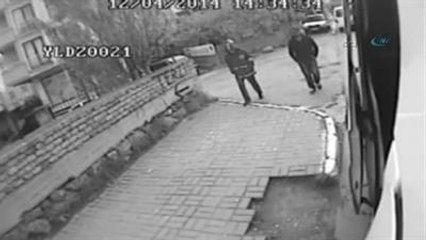 Sigara Dağıtımı Yapan Araçları Gasp Ettiler