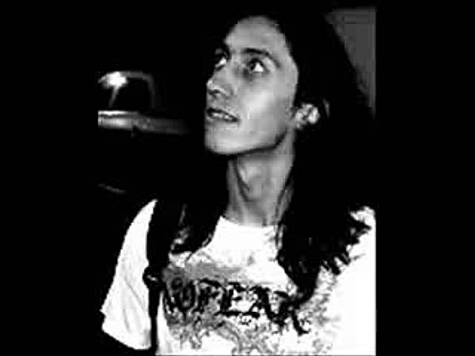 Görkem - Kırmızı (Cüneyt Ergün)