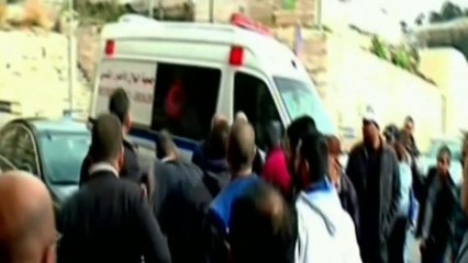 اشتباكات بين قوات الاحتلال الإسرائيلي ومصلين بالمسجد الأقصى