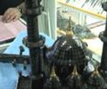 Oltu taşından maket cami ve saz