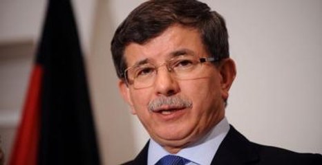 Davutoğlu: Kimse Popülizm Beklemesin