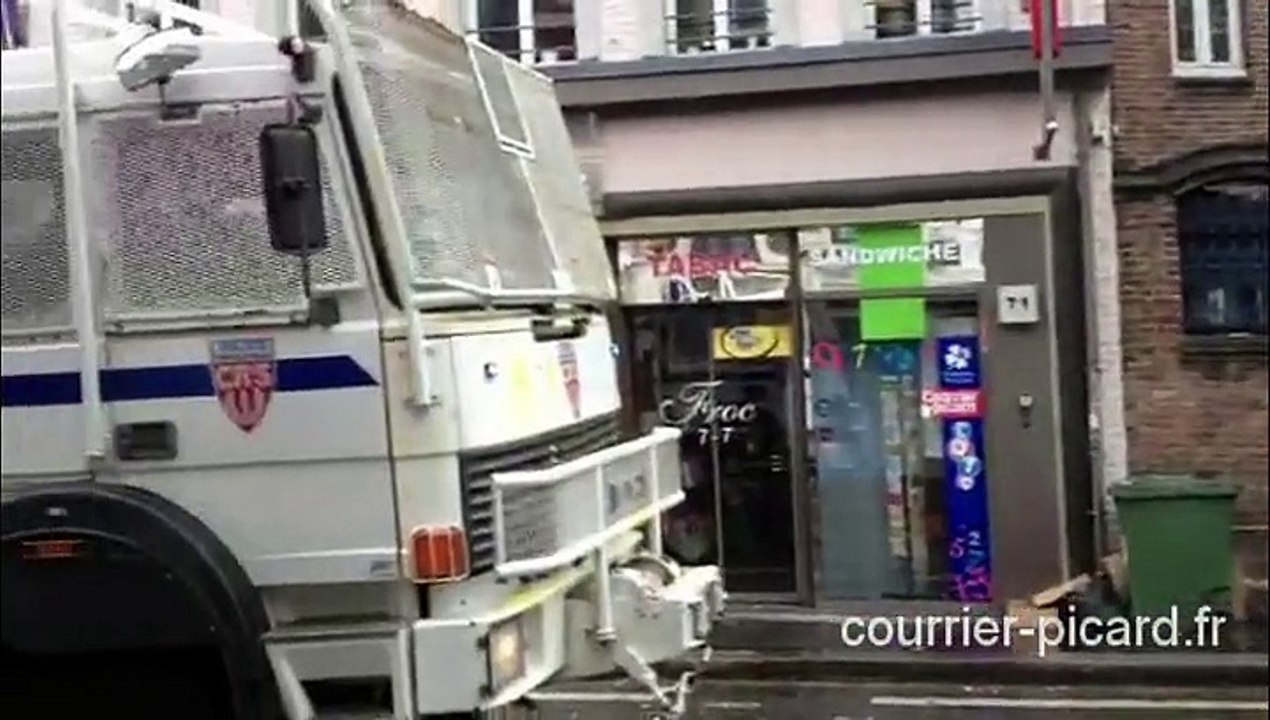 Manifestation des agriculteurs rue de la République à Amiens
