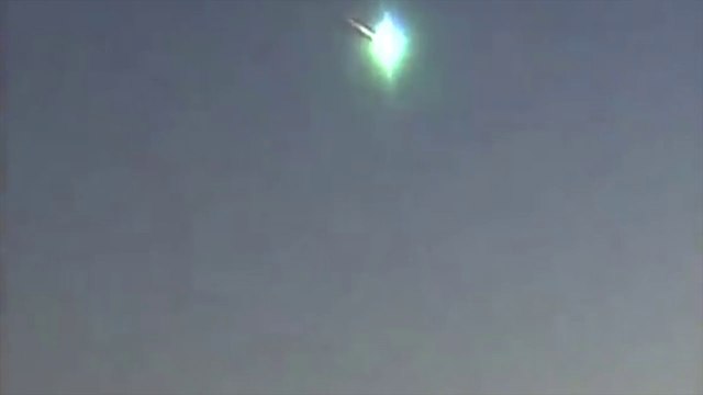 Un gran bola de fuego atraviesa el cielo de Japón