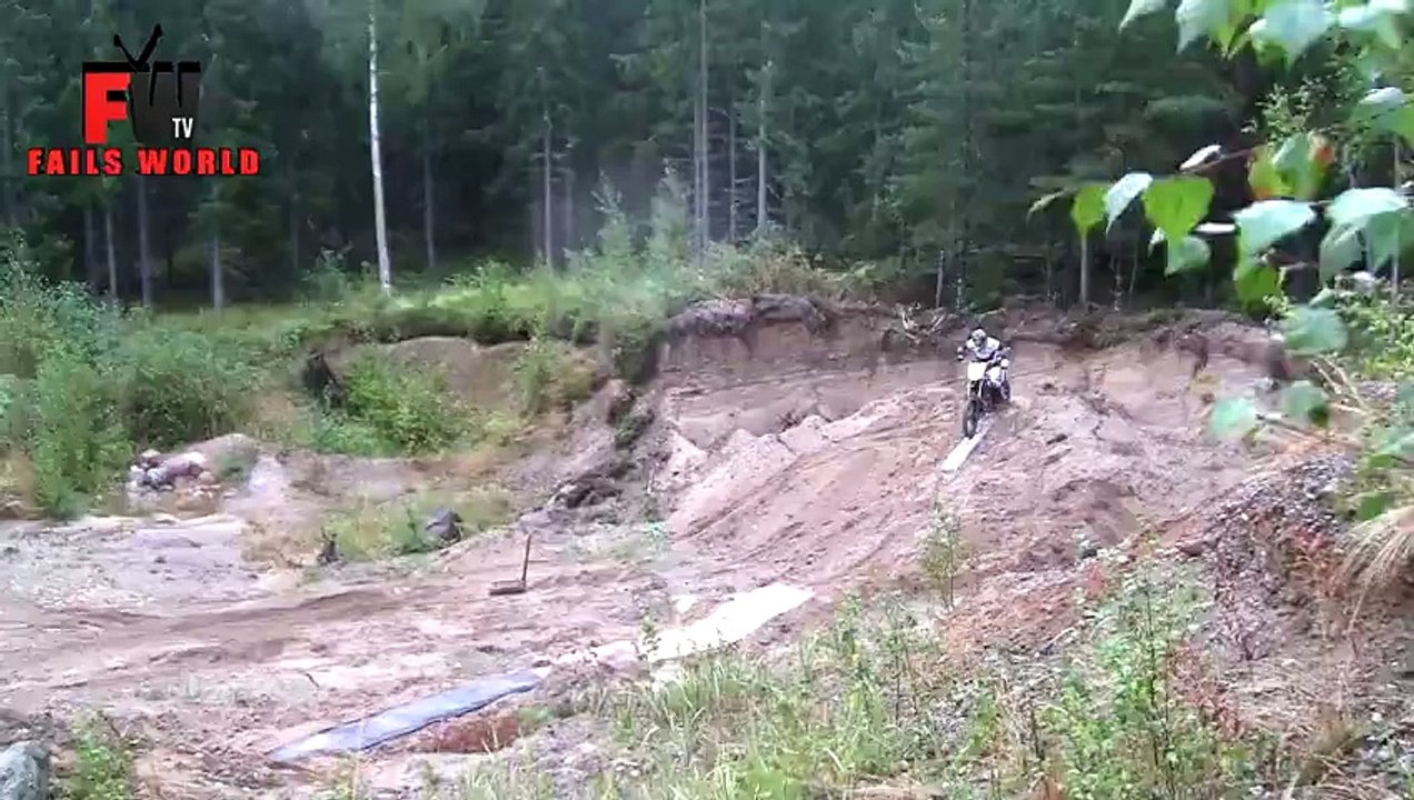 First Backflip Attempt Fail - Fails World