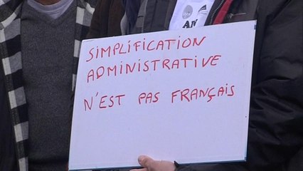 Les actions chocs des agriculteurs contre la paperasserie