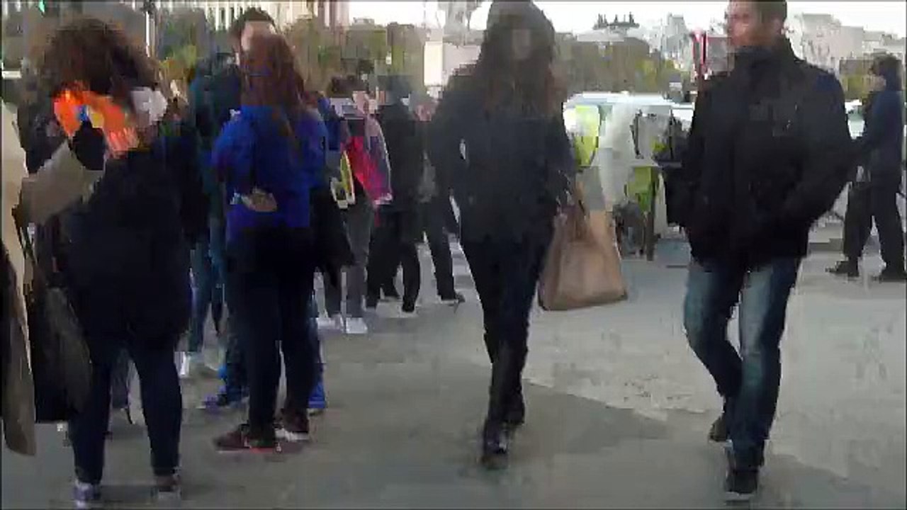 ΑΠΟΕΛ-Παρίσι-Πύργος Άιφελ-φίλαθλοι (4)