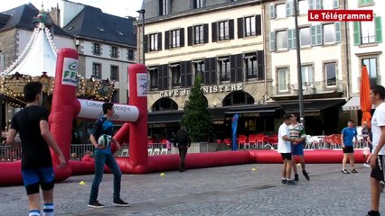 Quimper. Opération séduction du rugby à 5 place Saint-Corentin