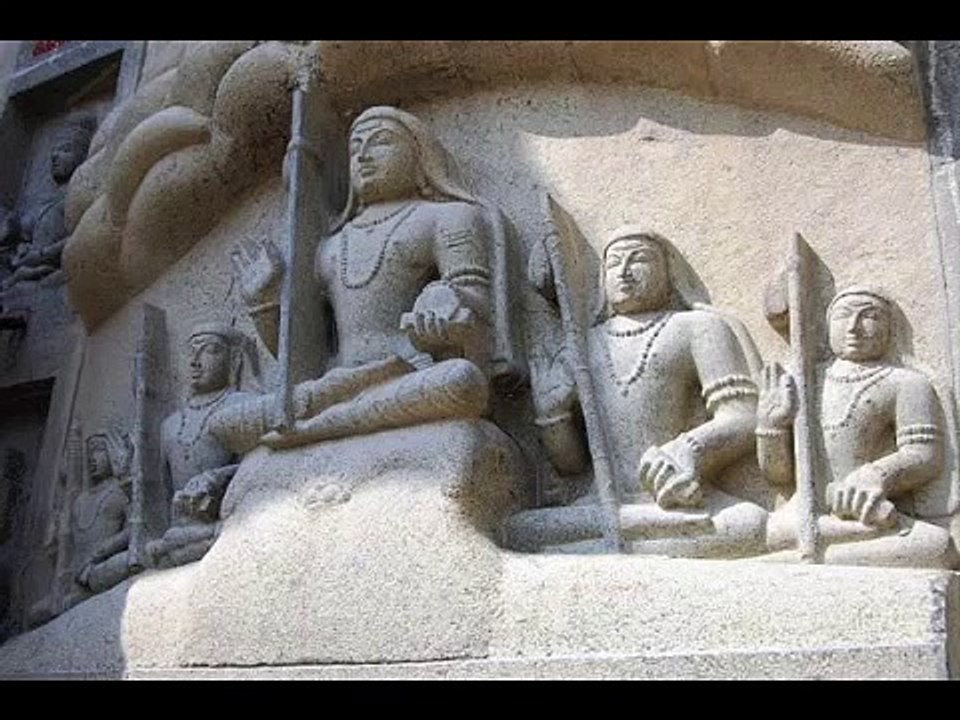 Plotin et l'Advaita-Vedânta de Shankara