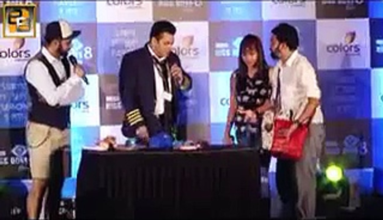 Bigg Boss 8 28th October 2014 Episode   Sonali Raut KICKS Ali Quli Mirza for MISBEHAVING BY z2 video vines