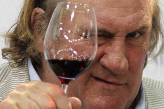 Very Bad Trip version John Malkovich, Gérard Depardieu et Johnny Hallyday