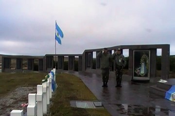 Cementerio Darwin Islas Malvinas junio 2014