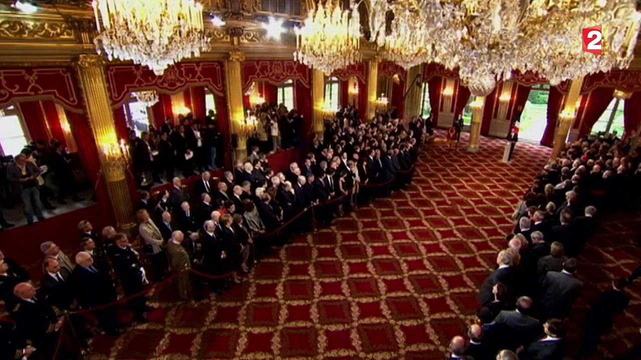 Mi-mandat de Hollande : la baisse du chômage, une promesse non tenue