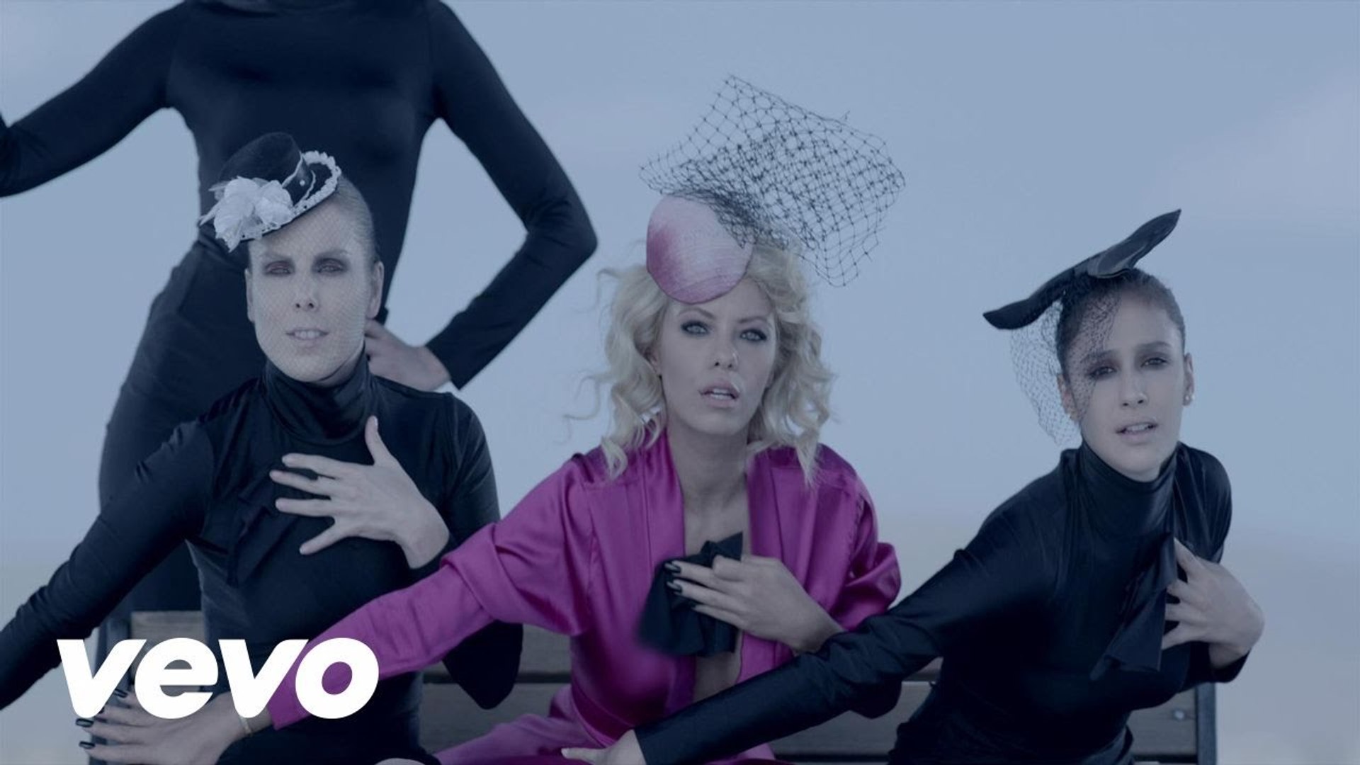 Kendi Beyaz Sevda Official Video Video Dailymotion