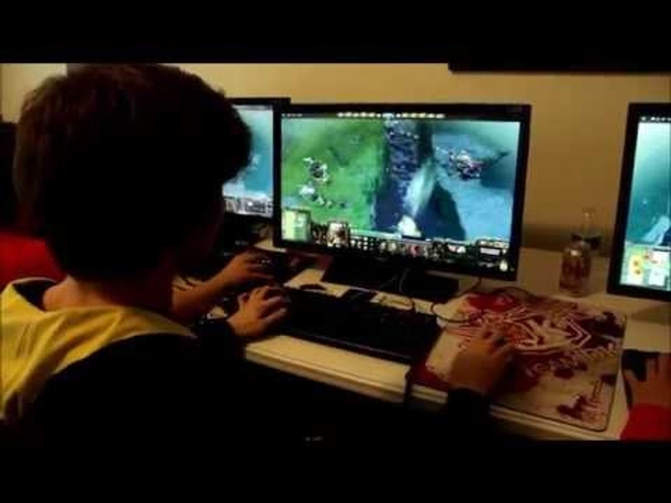 Dendi, Funn1k, Arteezy, BurNIng, 1437 playing Pudge Wars @ The Summit 2014
