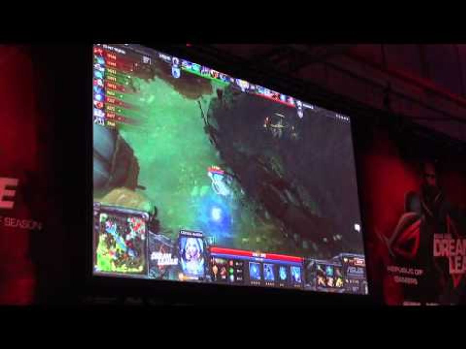Alliance beating Team Liquid @ DreamHack Winter 2013