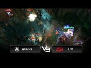 Excellent Blinding light by Akke vs LGD @ The International 3