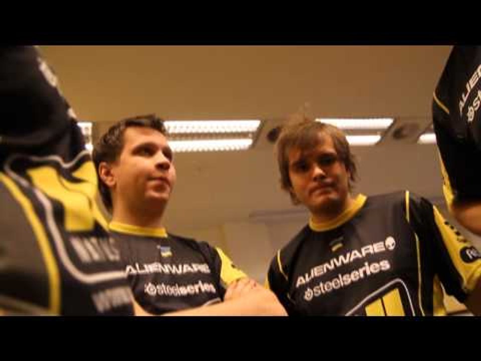 Na`Vi vs VeryGames: knife round and discussing before the game @ Esports Heaven Vienna