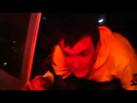 Na`Vi.DotA arrive at WDC 2011 venue in Mercedec Vito