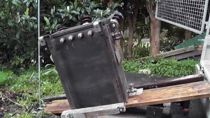 Transformer arrived - 2 TV's - ZVS arcs in water