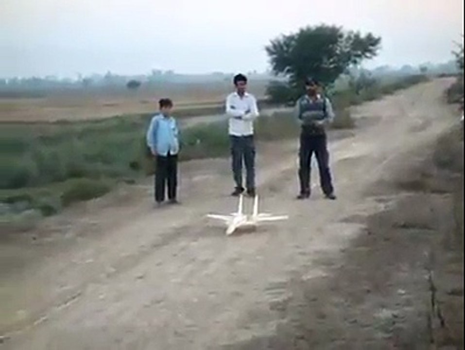 A Remote Controlled Aeroplane flying on the Sky - Amazing