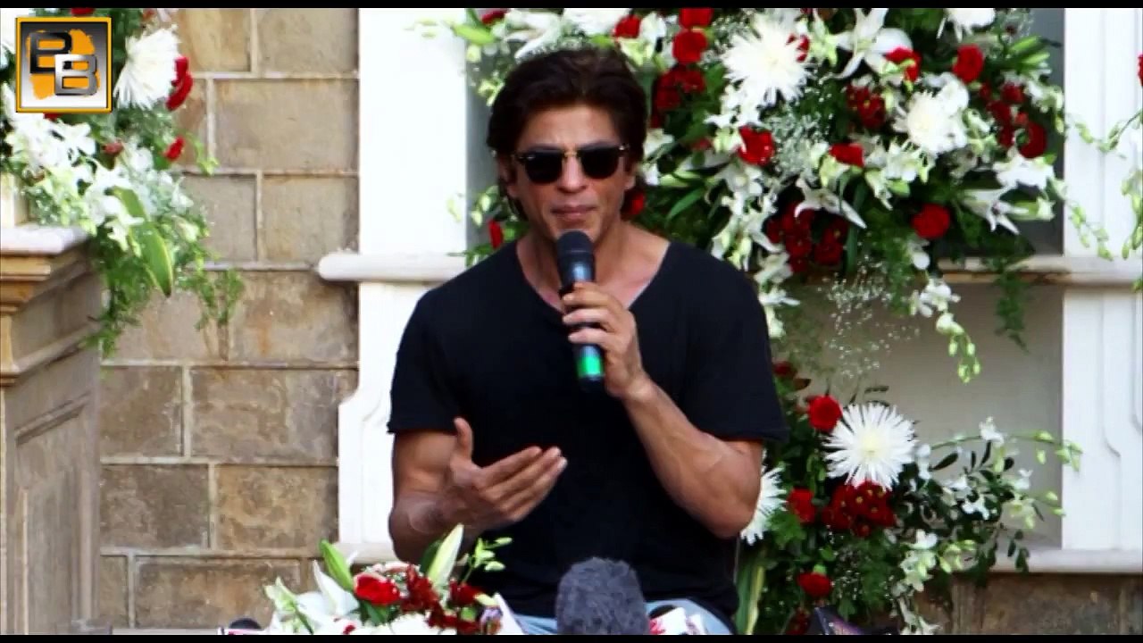 Amitabh Bachchan APOLOGISES to Shahrukh Khan for Jaya's "NONSENSICAL" remark