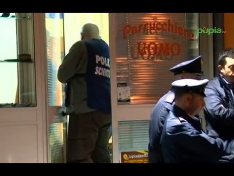 Napoli - Omicidio a Pianura, barbiere ucciso nel suo salone -live- (06.11.14)