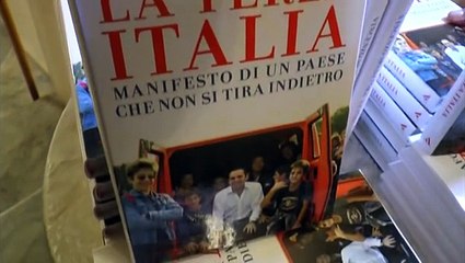 Napoli - Presentazione del libro di V. Spadafora -live- (05.10.14)