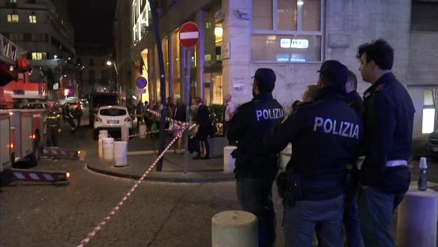 Napoli - Crolla un balcone in via Tappia -live- (06.11.14)