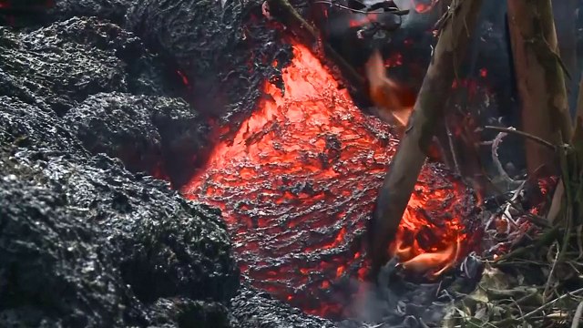 La lave du volcan hawaïen lève le pied