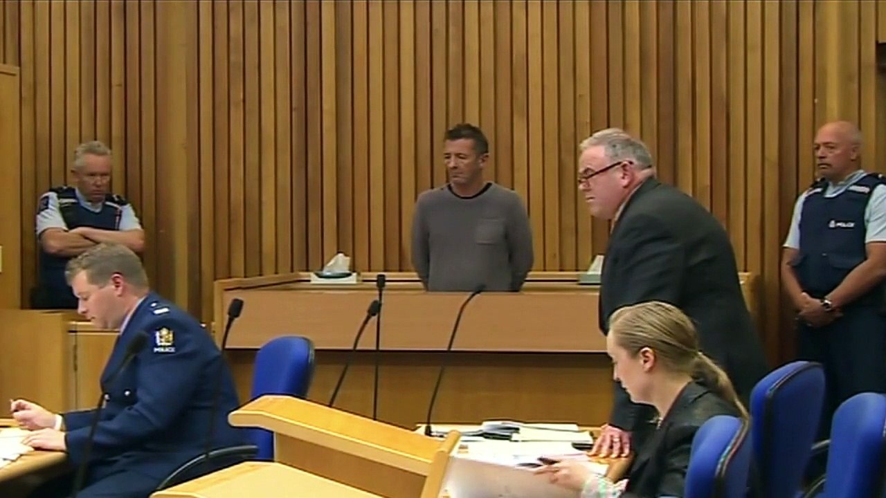 Höllisch: Mordvorwürfe gegen AC/DC-Drummer Phil Rudd