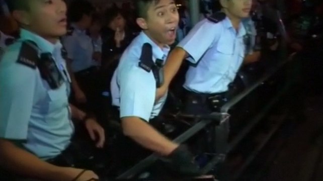 Heurts entre la police et les manifestants à Hong Kong