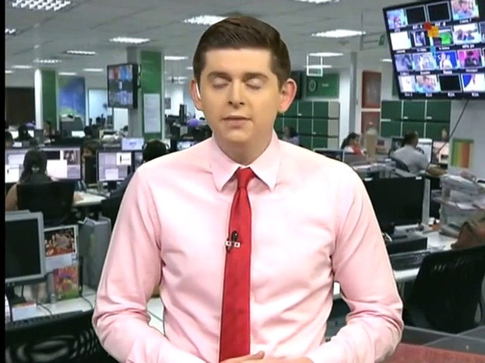 3rd Ayotzinapa solidarity 'Mega-March' underway in Mexican Capital