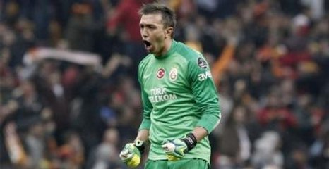 Milan, Fernando Muslera İçin 13 Milyon Euro Teklif Edecek
