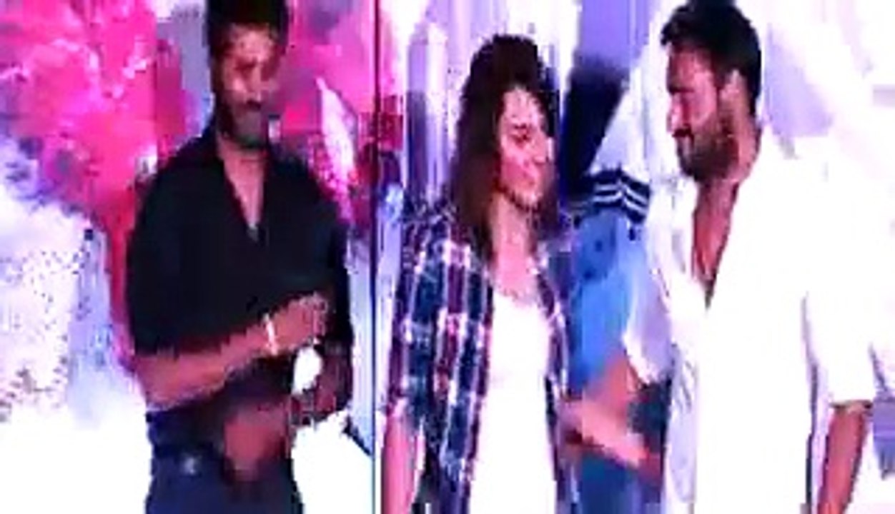 Zaib Studio Keeda - Action Jackson Movie Song Launch   Ajay Devgan & Sonakshi Sinha   Composer Himesh Reshammiya