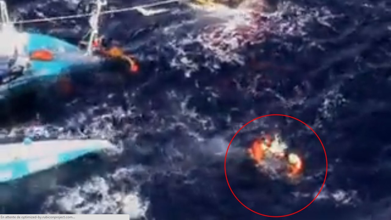 Les images incroyables de l'élitreuillage de Pierre Antoine - skipper Multi 50 Olmix