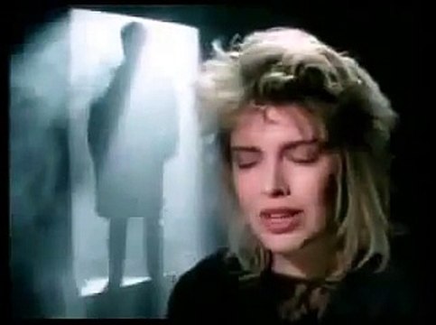 Kim Wilde - You keep Me Hangin' On