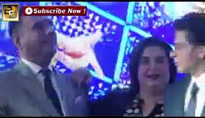 Shahrukh Khan,Deepika Padukone KISS at SHARABI Happy New Year SONG LAUNCH BY z2 video vines
