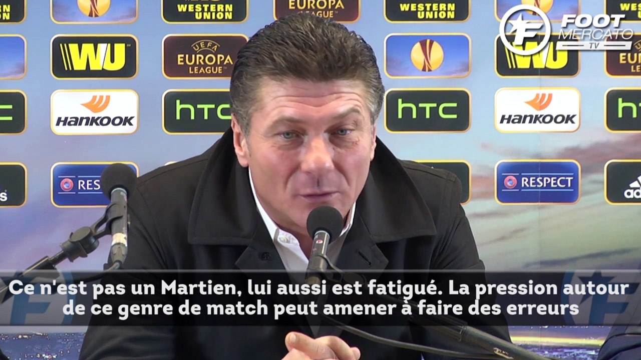 Mazzarri prend la défense de Vidic !