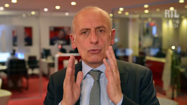 Le manque de sincérité est le principal problème de François Hollande , juge Jean-Michel Aphatie