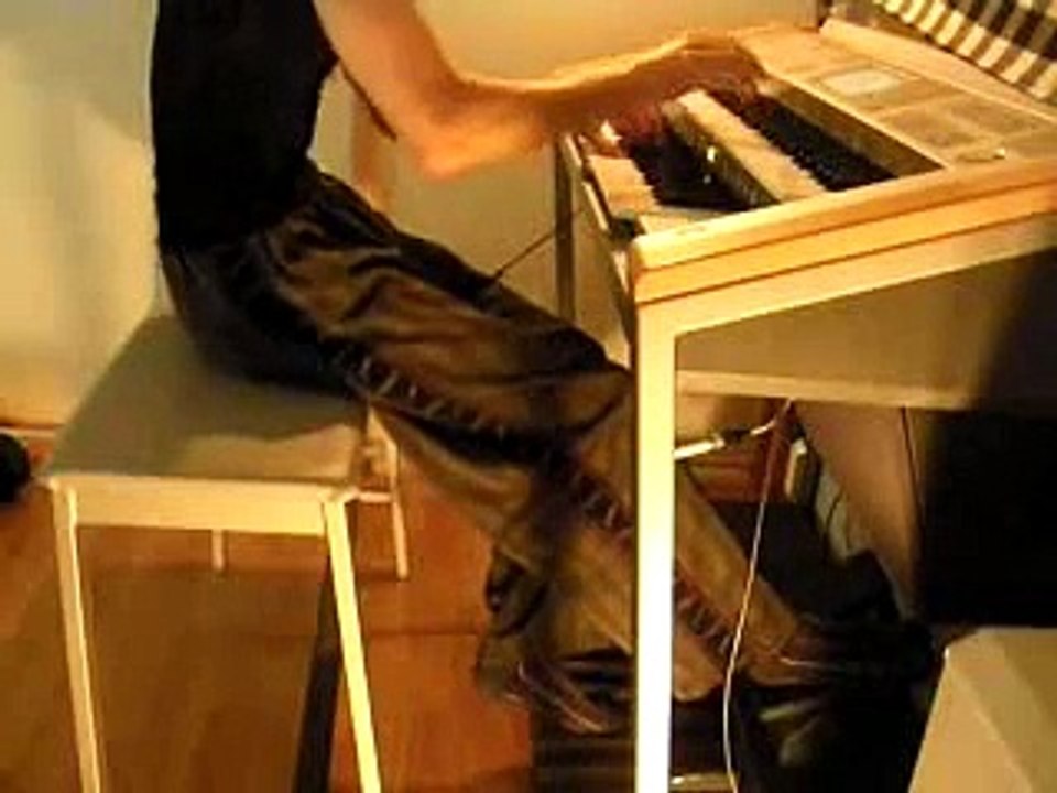 アンパンマンのマーチ　　エレクトーン