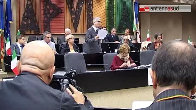 TG 06.11.14 Apicoltura, dalla Regione Puglia un ddl per valorizzarne lo sviluppo sostenibile