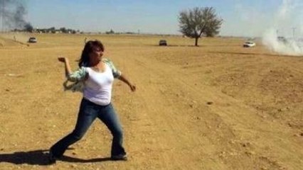 Aysel Tuğluk: Bir Taş Attım AKP'nin 40 Akıllısı Uğraşıyor