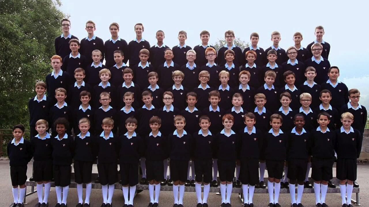 Les Petits Chanteurs à la Croix de Bois  -  J'entends une chanson qui me reveille