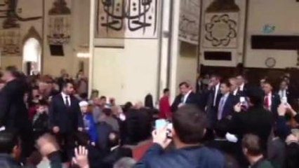 Başbakan, Cuma Namazını Ulu Cami'de Kıldı