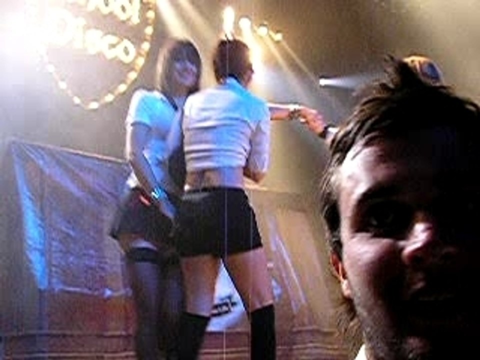 School Disco : so scandalous !!!