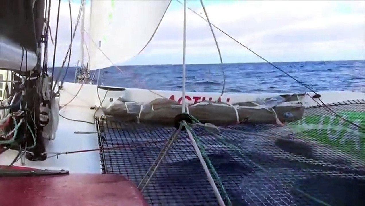 Yves Le Blevec  Bien content d'être en mer. Il faut mieux être ici qu'à terre, c'est certain.