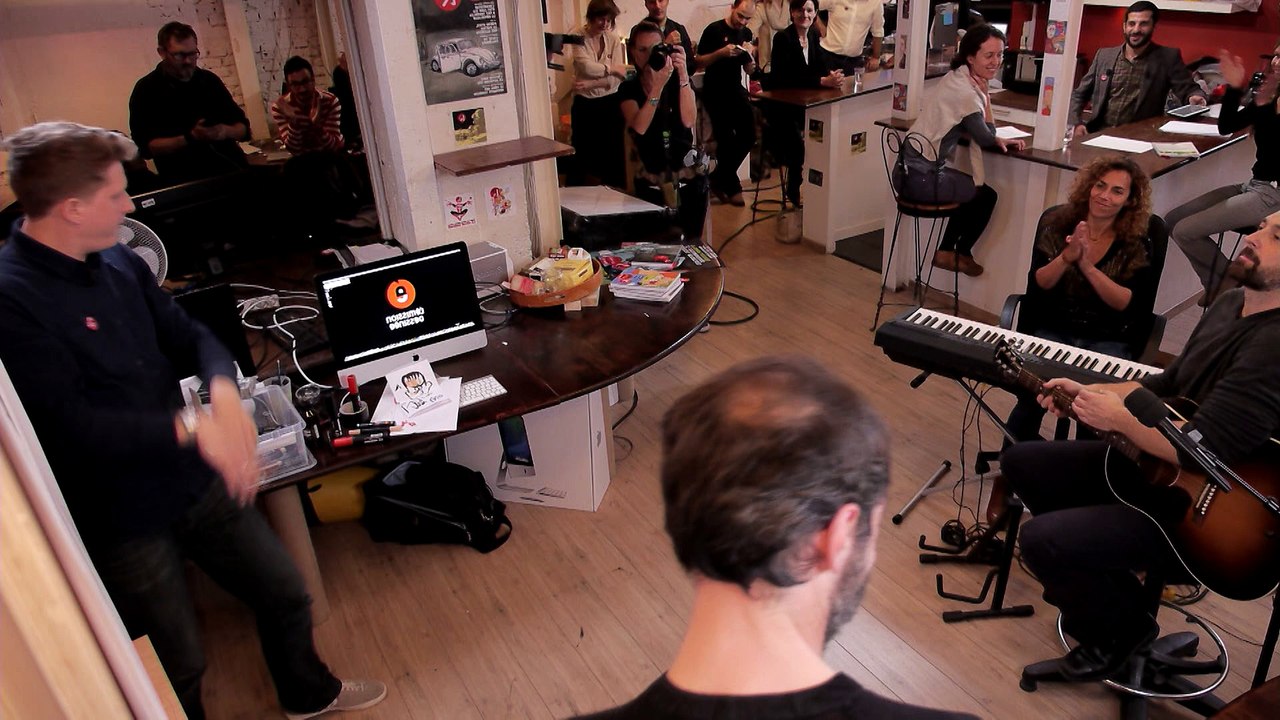 LA TÊTE À TUTO DE MANUEL VALLS